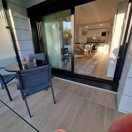 アパート Casardi En - Portonovo サンシェンショ